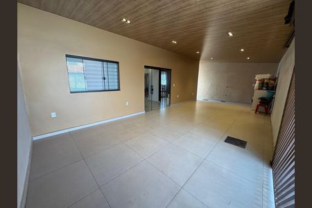 Casa à venda com 150m², 3 quartos e 2 vagasGaragem