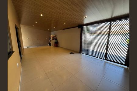 Casa à venda com 150m², 3 quartos e 2 vagasGaragem 