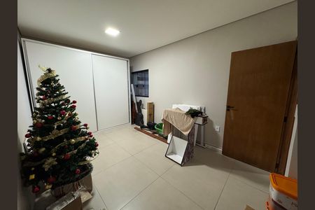 Casa à venda com 150m², 3 quartos e 2 vagasQuarto 2