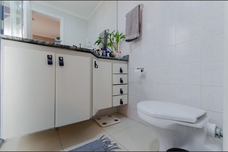 Apartamento à venda com 69m², 2 quartos e 1 vaga Apartamento à venda com 69m², 2 quartos e 1 vagaBanheiro da Suíte