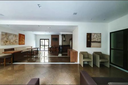 Apartamento à venda com 69m², 2 quartos e 1 vaga Apartamento à venda com 69m², 2 quartos e 1 vagaÁrea comum - Salão de festas