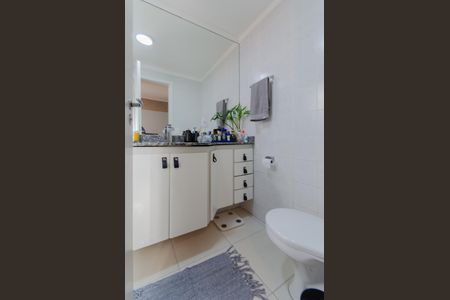 Apartamento à venda com 69m², 2 quartos e 1 vaga Apartamento à venda com 69m², 2 quartos e 1 vagaBanheiro da Suíte