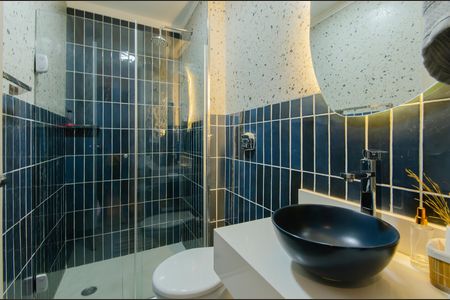 Apartamento à venda com 69m², 2 quartos e 1 vaga Apartamento à venda com 69m², 2 quartos e 1 vagaBanheiro Social