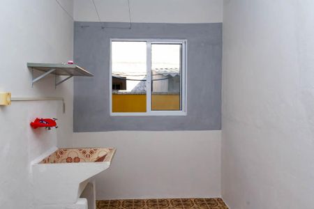 Casa para alugar com 48m², 1 quarto e sem vaga