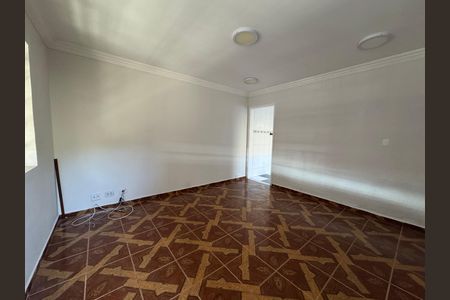 Casa para alugar com 125m², 3 quartos e 2 vagas Casa para alugar com 125m², 3 quartos e 2 vagasSala