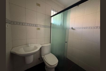 Casa para alugar com 125m², 3 quartos e 2 vagas Casa para alugar com 125m², 3 quartos e 2 vagasBanheiro 2