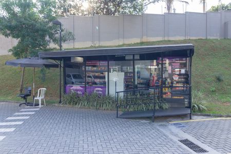 Apartamento para alugar com 32m², 2 quartos e sem vaga Apartamento para alugar com 32m², 2 quartos e sem vagaMercado