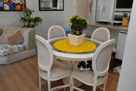 Apartamento à venda com 69m², 2 quartos e 1 vaga Apartamento à venda com 69m², 2 quartos e 1 vagaSala de Jantar