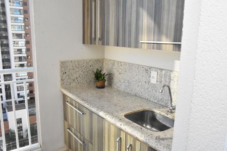 Apartamento à venda com 69m², 2 quartos e 1 vaga Apartamento à venda com 69m², 2 quartos e 1 vagaSala Varanda