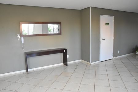 Apartamento à venda com 69m², 2 quartos e 1 vaga Apartamento à venda com 69m², 2 quartos e 1 vagaHall de entrada