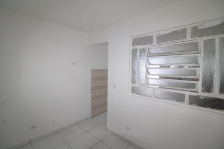 Quarto 1 de casa para alugar com 1 quarto, 45m² em Parque Peruche, São Paulo