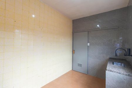 Casa para alugar com 57m², 2 quartos e sem vaga Casa para alugar com 57m², 2 quartos e sem vagaCozinha