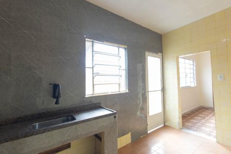 Casa para alugar com 57m², 2 quartos e sem vaga Casa para alugar com 57m², 2 quartos e sem vagaCozinha