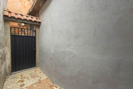 Área externa de casa para alugar com 2 quartos, 57m² em Pita, São Gonçalo