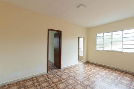 Casa para alugar com 57m², 2 quartos e sem vaga Casa para alugar com 57m², 2 quartos e sem vagaSala