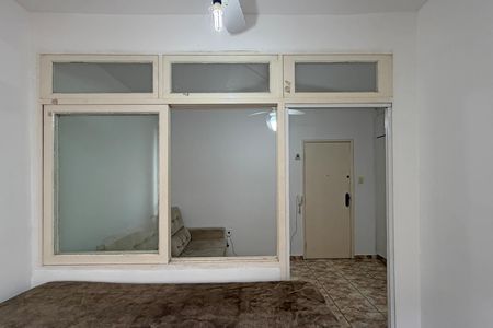 Quarto de apartamento para alugar com 1 quarto, 40m² em Embaré, Santos
