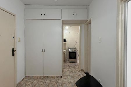 Sala de apartamento para alugar com 1 quarto, 40m² em Embaré, Santos