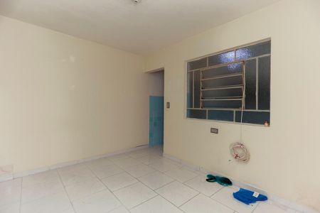 Quarto de casa para alugar com 1 quarto, 40m² em Parque Peruche, São Paulo