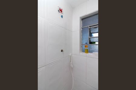 Banheiro de casa para alugar com 1 quarto, 42m² em Parque Peruche, São Paulo