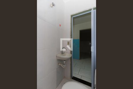 Banheiro de casa para alugar com 1 quarto, 42m² em Parque Peruche, São Paulo