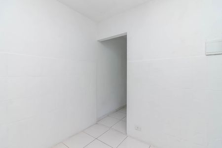 Cozinha de casa para alugar com 1 quarto, 42m² em Parque Peruche, São Paulo