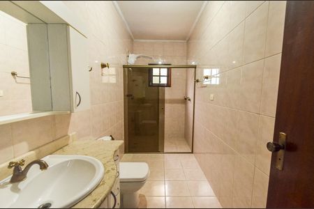 Banheiro da suíte de casa para alugar com 3 quartos, 160m² em Ipiranga, São Paulo