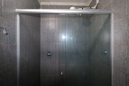 Casa para alugar com 105m², 2 quartos e sem vaga Casa para alugar com 105m², 2 quartos e sem vagaBanheiro da Suíte