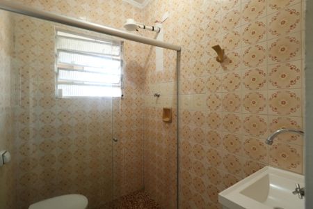 Casa para alugar com 105m², 2 quartos e sem vaga Casa para alugar com 105m², 2 quartos e sem vagaBanheiro