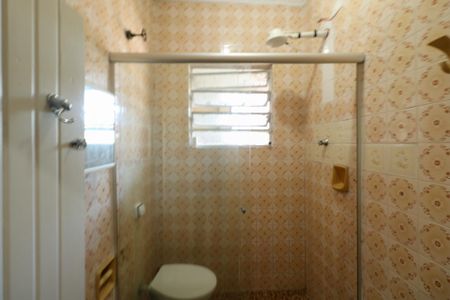 Casa para alugar com 105m², 2 quartos e sem vaga Casa para alugar com 105m², 2 quartos e sem vagaBanheiro