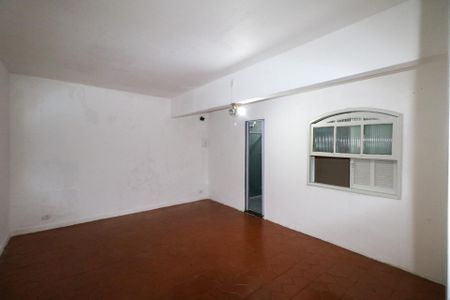 Casa para alugar com 105m², 2 quartos e sem vaga Casa para alugar com 105m², 2 quartos e sem vagaSuíte
