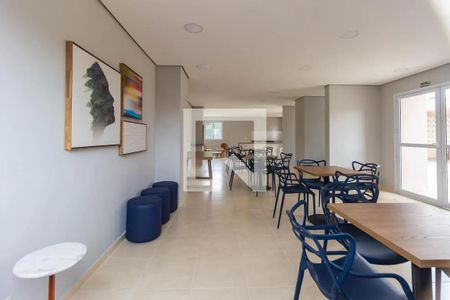 Apartamento para alugar com 42m², 2 quartos e 1 vaga Apartamento para alugar com 42m², 2 quartos e 1 vagaÁrea comum - Salão de festas