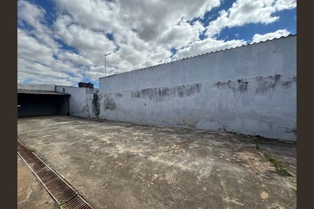 Studio para alugar com 20m², 1 quarto e 1 vaga Studio para alugar com 20m², 1 quarto e 1 vagaQuintal
