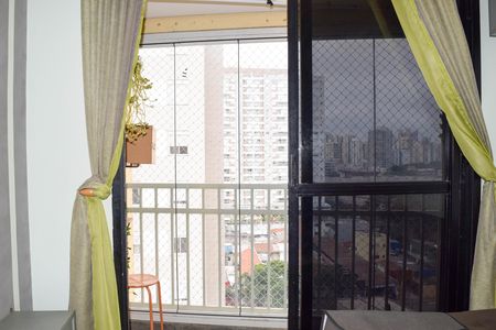 Apartamento para alugar com 79m², 2 quartos e 1 vaga Apartamento para alugar com 79m², 2 quartos e 1 vagaSala