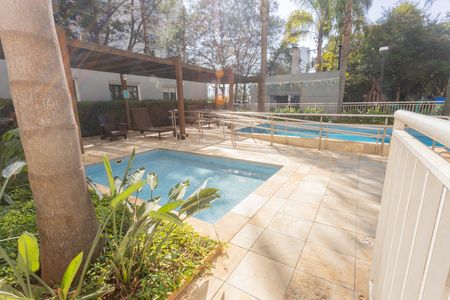 Apartamento para alugar com 65m², 2 quartos e 1 vagaÁrea comum - Piscina