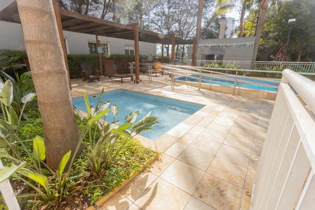 Apartamento para alugar com 65m², 2 quartos e 1 vagaÁrea comum - Piscina