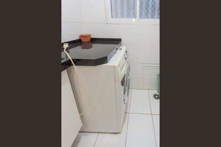 Apartamento para alugar com 65m², 2 quartos e 1 vagaÁrea de Serviço