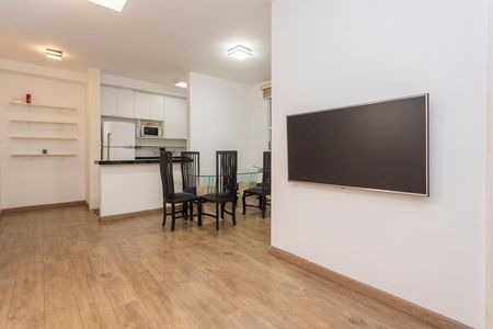 Apartamento para alugar com 65m², 2 quartos e 1 vagaSala