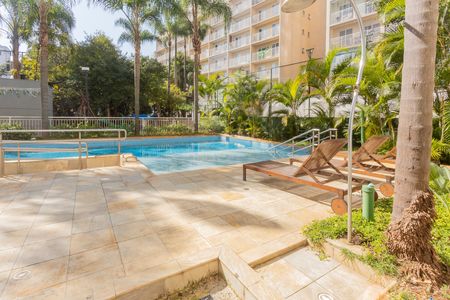 Apartamento para alugar com 65m², 2 quartos e 1 vagaÁrea comum - Piscina