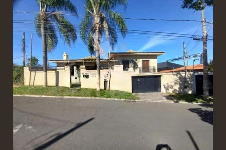 Casa para alugar com 334m², 4 quartos e 5 vagas
