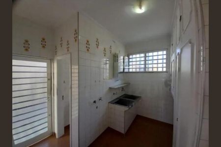 Casa para alugar com 334m², 4 quartos e 5 vagas
