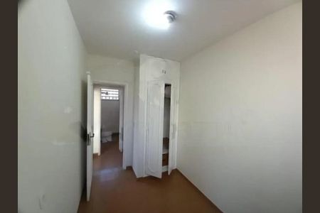 Casa para alugar com 334m², 4 quartos e 5 vagas