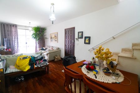 Sala de casa à venda com 3 quartos, 143m² em Jardim Jabaquara, São Paulo
