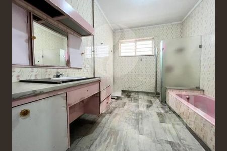 Casa para alugar com 175m², 3 quartos e 8 vagas