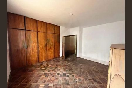 Casa para alugar com 175m², 3 quartos e 8 vagas