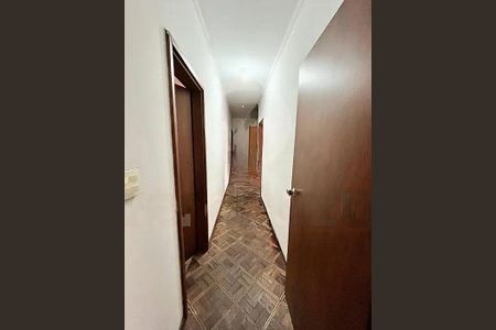 Casa para alugar com 175m², 3 quartos e 8 vagas