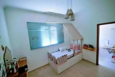 Casa para alugar com 3 quartos, 290m² em Vila Paraiso, Campinas