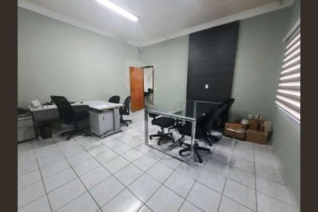 Casa para alugar com 6 quartos, 271m² em Jardim Chapadão, Campinas