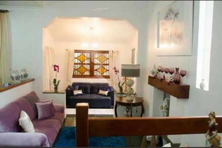 Casa para alugar com 5 quartos, 280m² em Vila Virginia, Campinas