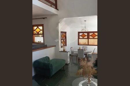 Casa para alugar com 5 quartos, 280m² em Vila Virginia, Campinas
