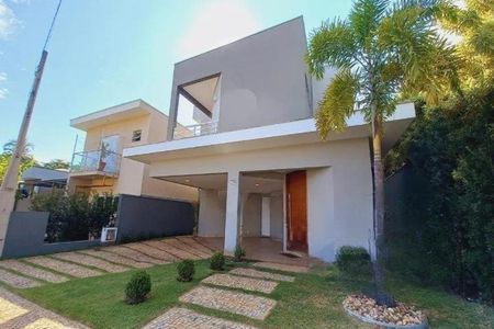 Casa de condomínio para alugar com 325m², 5 quartos e 4 vagas
